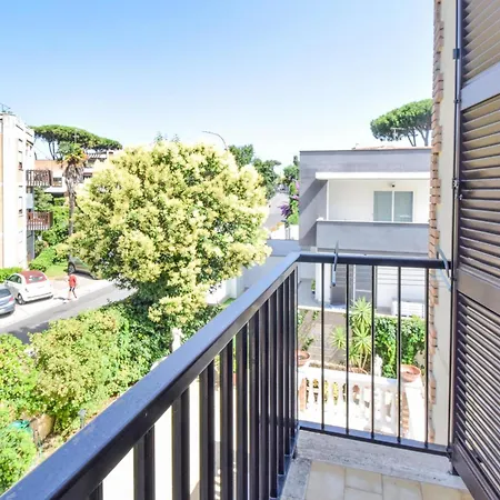 Stunning In With Kitchen Holiday home Anzio